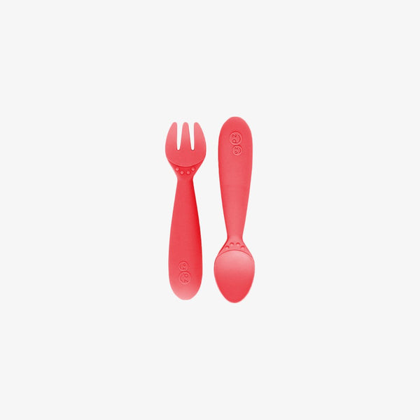 http://www.satarahome.com/cdn/shop/products/ezpz-fun-silicone-spoon-and-fork-utensils-coral_600x.jpg?v=1621969601